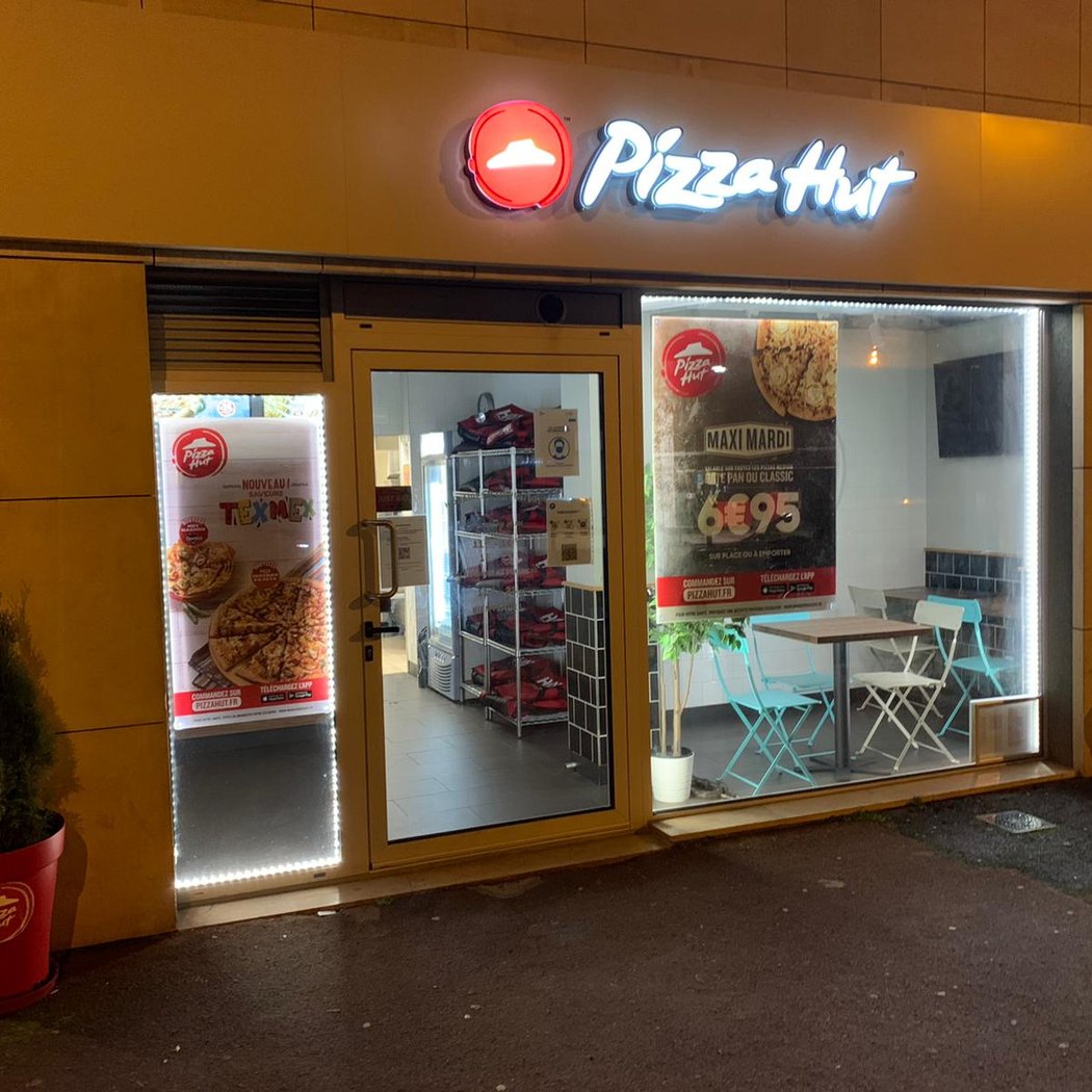 Pizza Hut 2